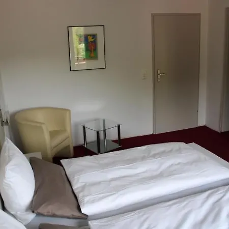 Pensión Hotel-pension Waldhaus 3*