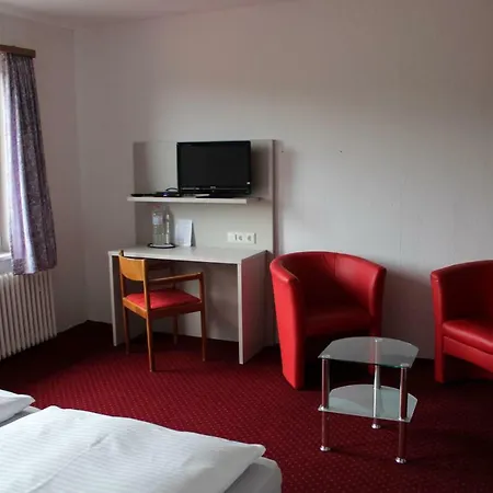Hotel-pension Waldhaus 3*